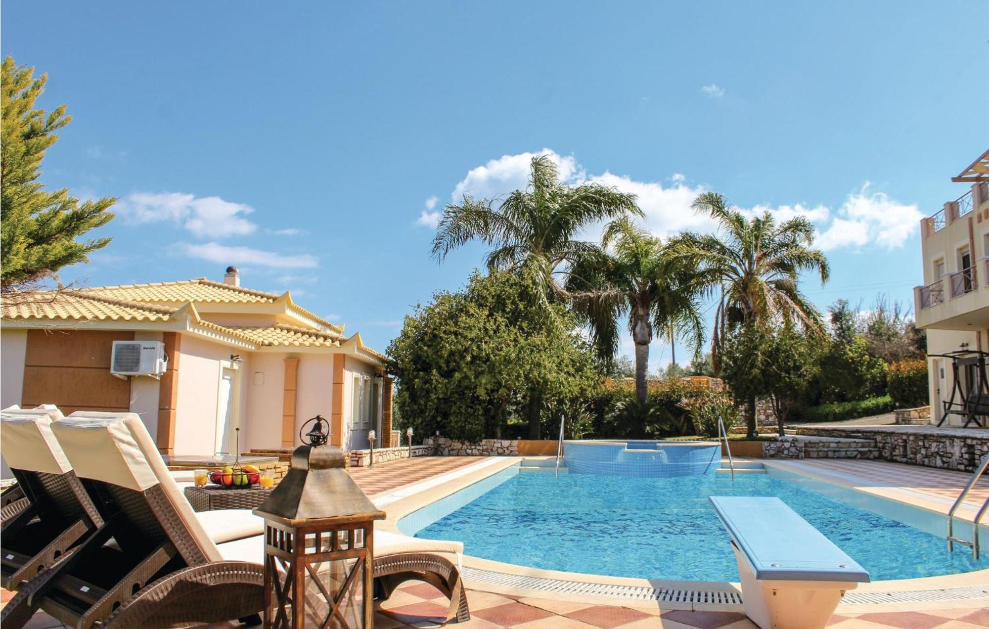 Amazing Home In Koroni With Wifi Eksteriør bilde