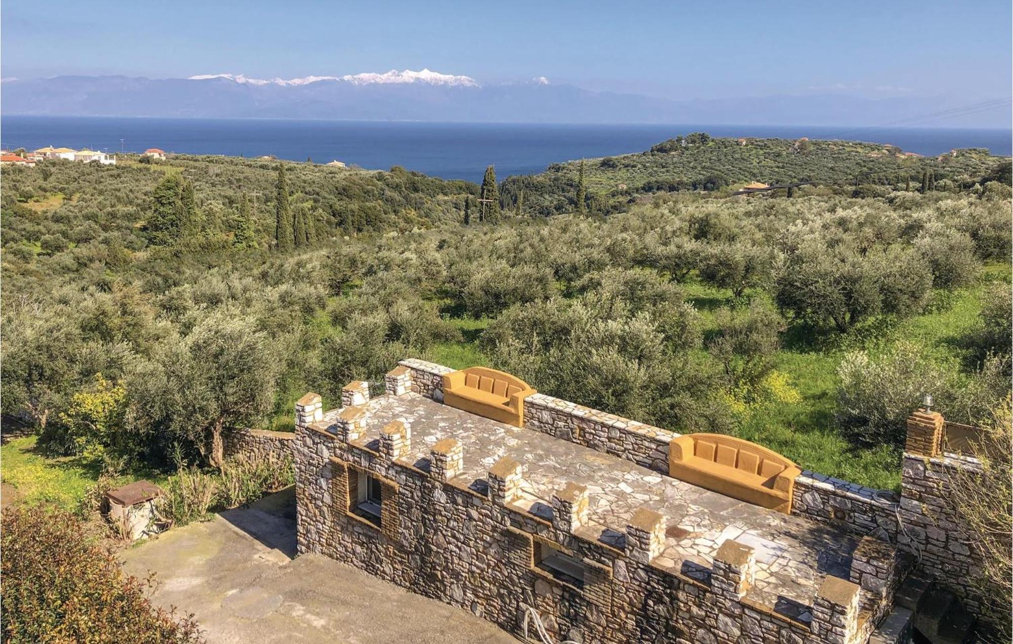 Amazing Home In Koroni With Wifi Eksteriør bilde