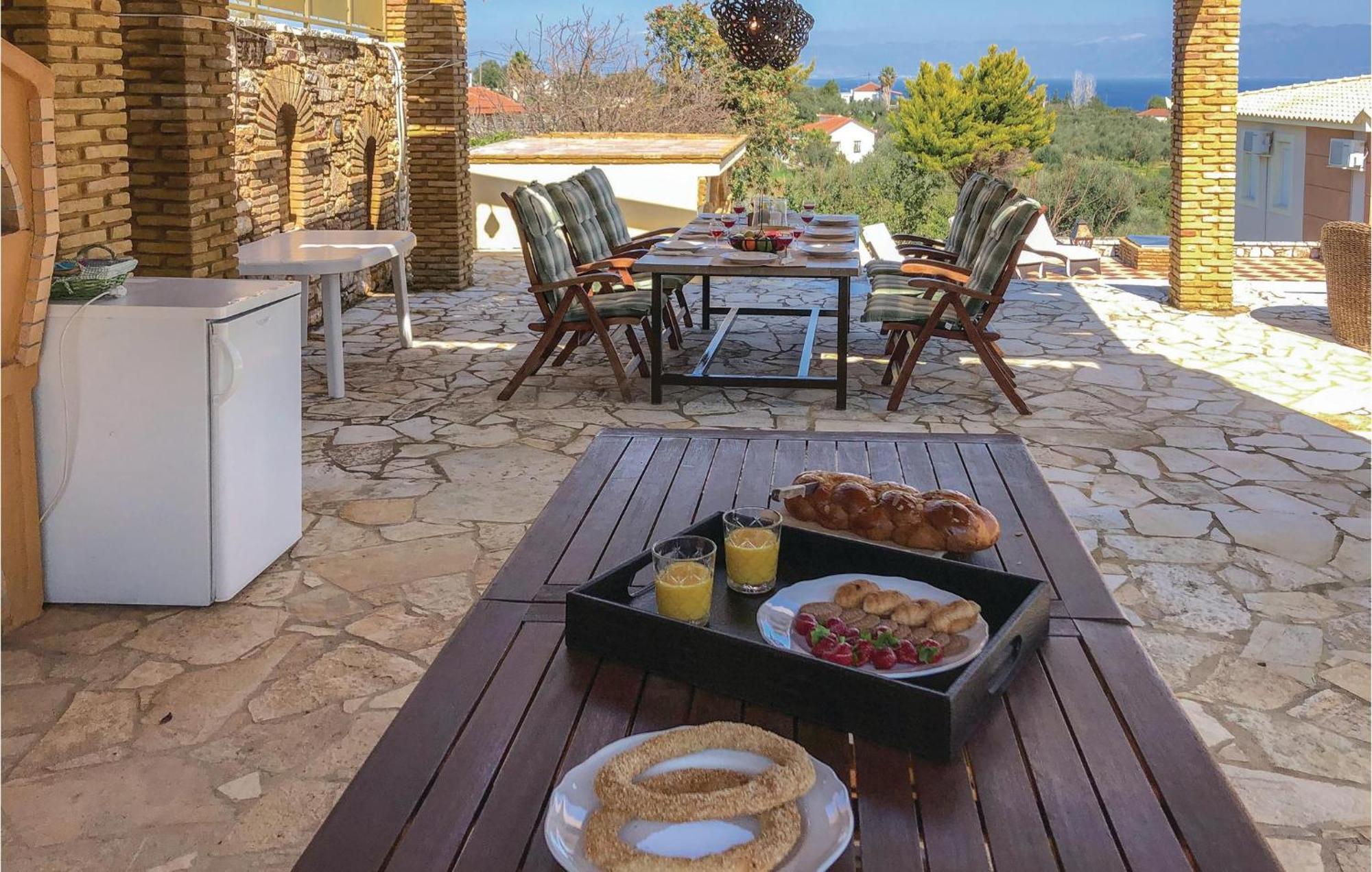 Amazing Home In Koroni With Wifi Eksteriør bilde