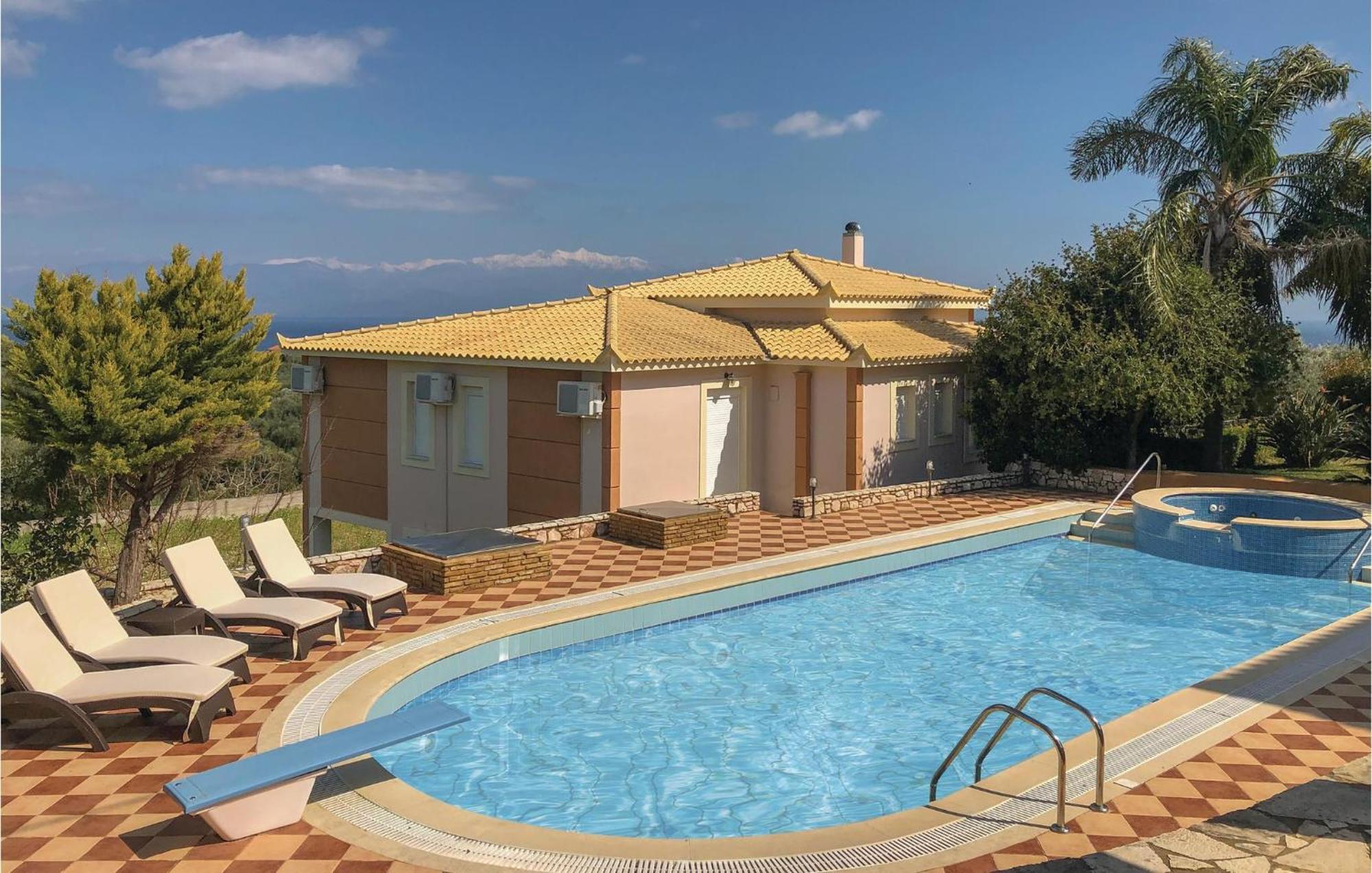 Amazing Home In Koroni With Wifi Eksteriør bilde