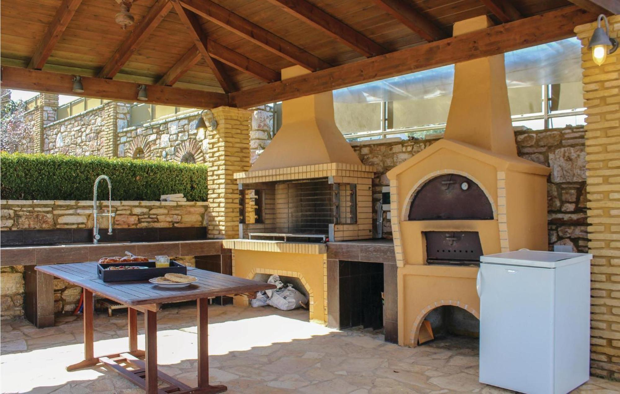 Amazing Home In Koroni With Wifi Eksteriør bilde